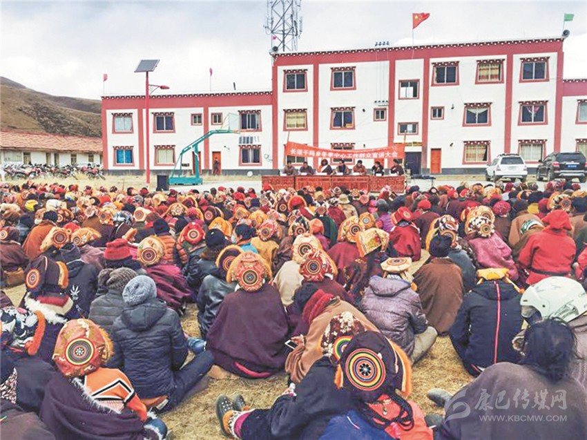 石渠縣開展“千人大下鄉(xiāng)” 、“千人大宣講”、“千人大走訪”活動掠影