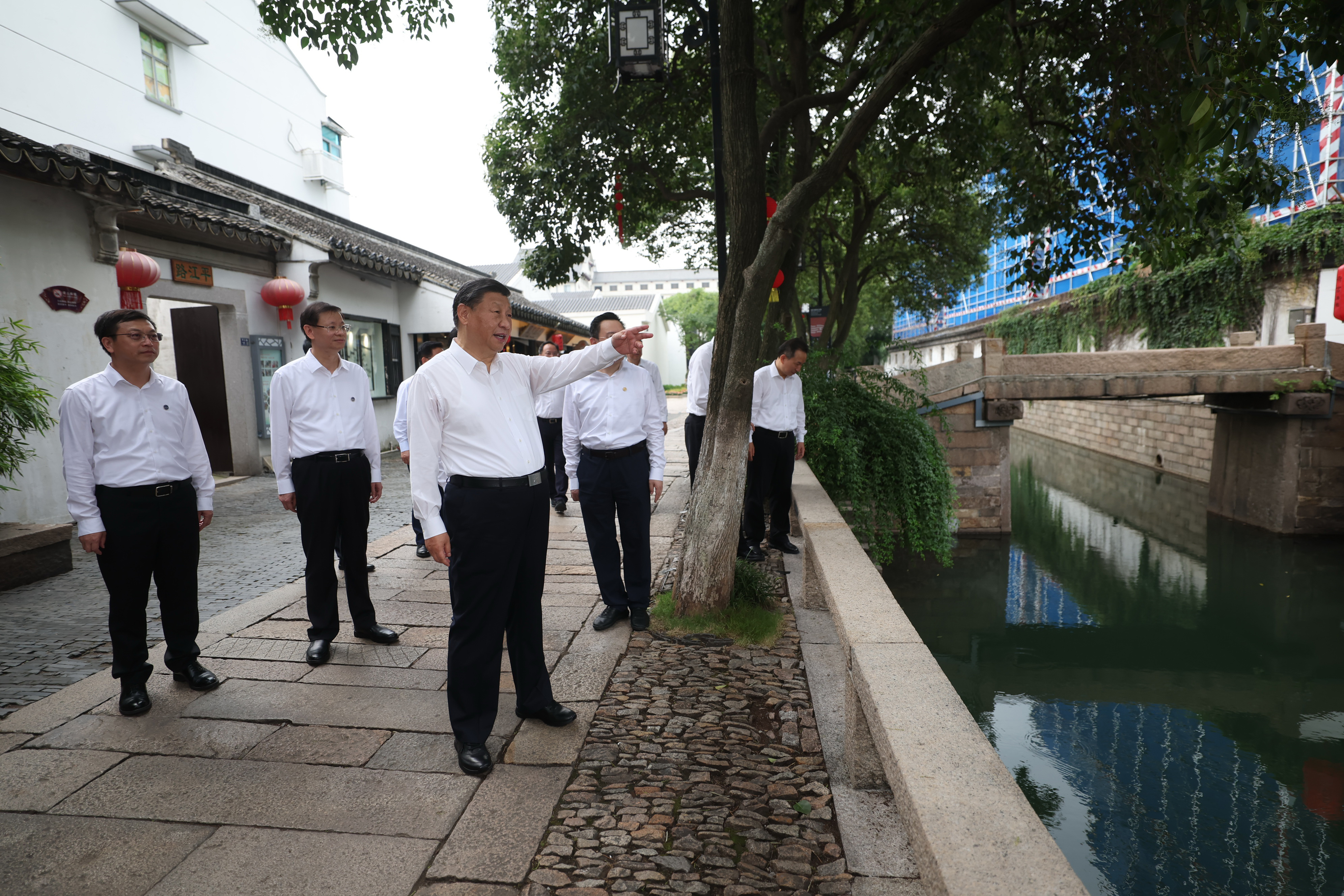 2023年7月6日，習(xí)近平在蘇州平江歷史文化街區(qū)考察。